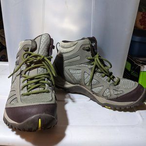 (SOLD) Practically New Merrill Hiking Boots